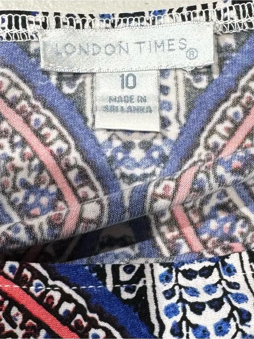 London Times Blue, Pink & Cream Paisley 3/4 Sleeve Women's Shift Dress Size 10 - Picture 2 of 4